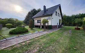 Ferienhaus Am Waldrand In Der Naehe Eines Badesees